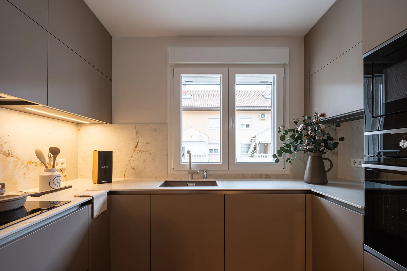 Jesuitas — cocina de obra real en Madrid